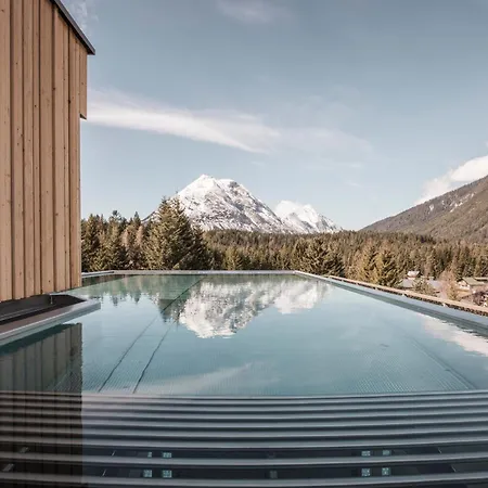 فندق Kristall - Adults Only