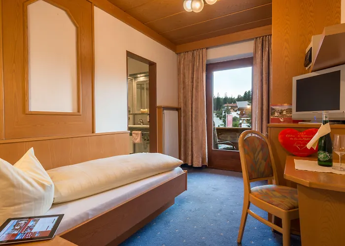 Kristall - Adults Only