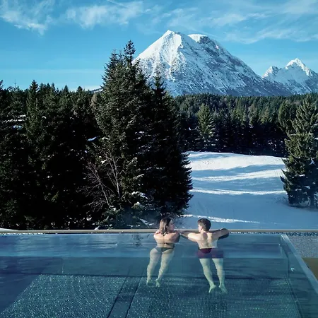 Kristall - Adults Only