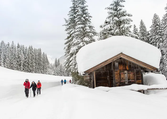 Kristall - Adults Only لوتاش